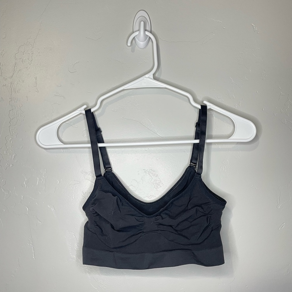 NEW SKIMS SCULPTING BRALETTE